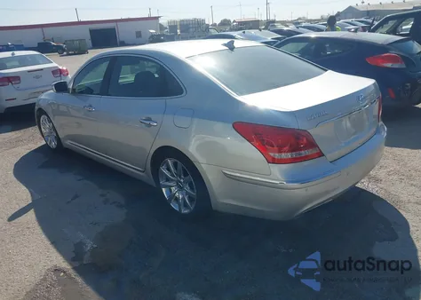 2013 Hyundai Equus Signature z USA, uszkodzony, nr VIN KMHGH4JH4DU072428